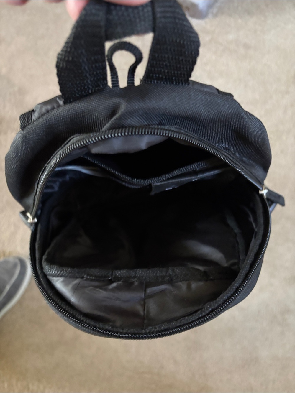 New Black Compact Backpack - Picture 2 of 7